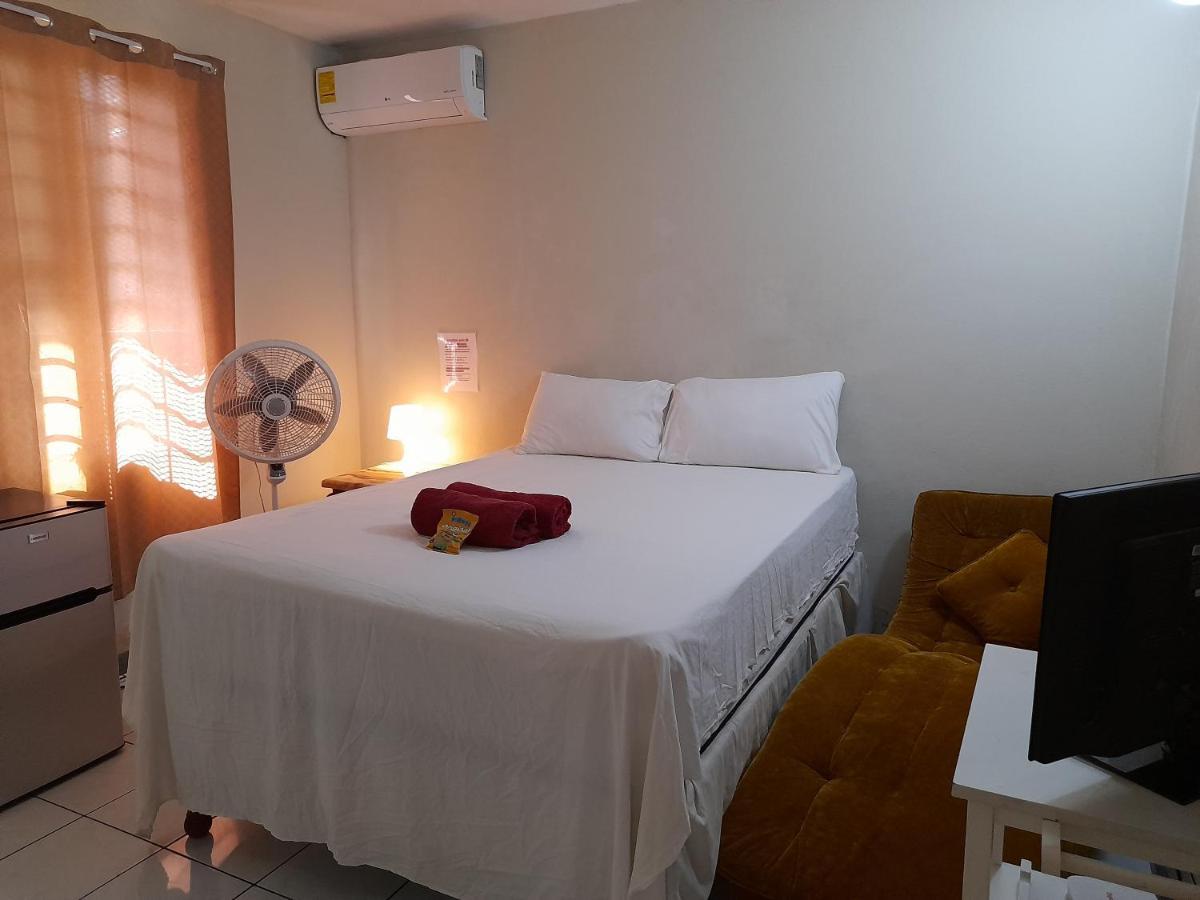 Camelia Rooms Κίνγκστον Εξωτερικό φωτογραφία